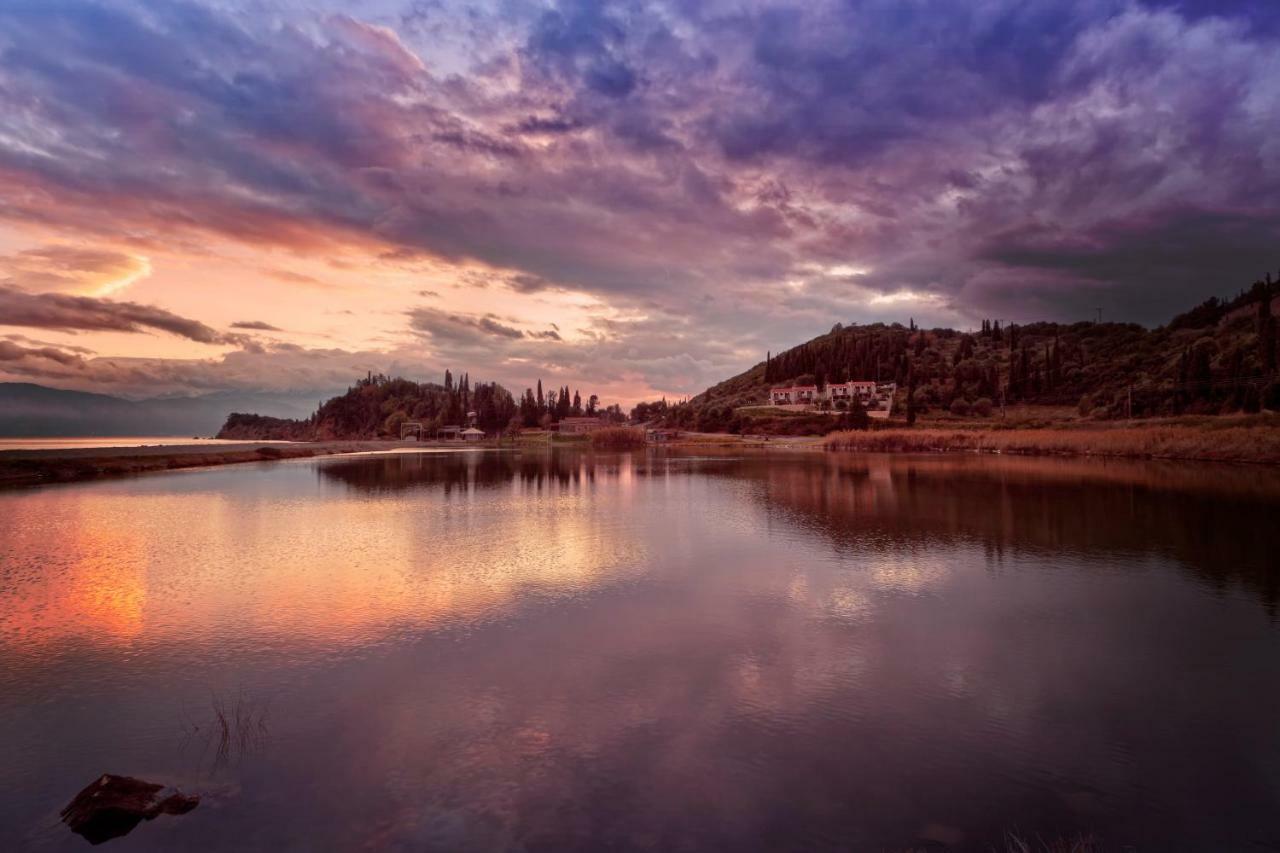 Parathalasso Villas Monastiraki  Buitenkant foto