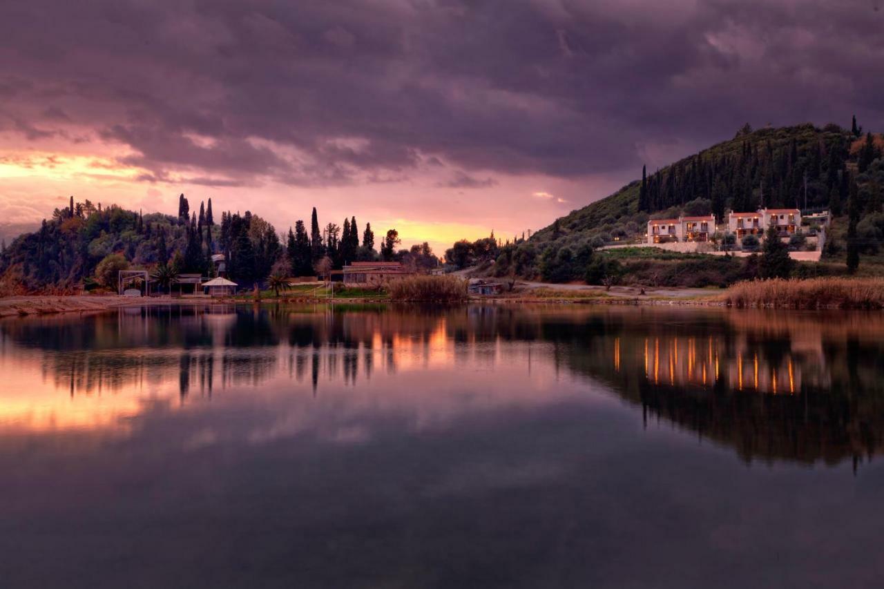 Parathalasso Villas Monastiraki  Buitenkant foto